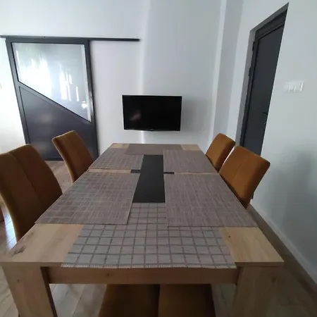 Apartment Ig *